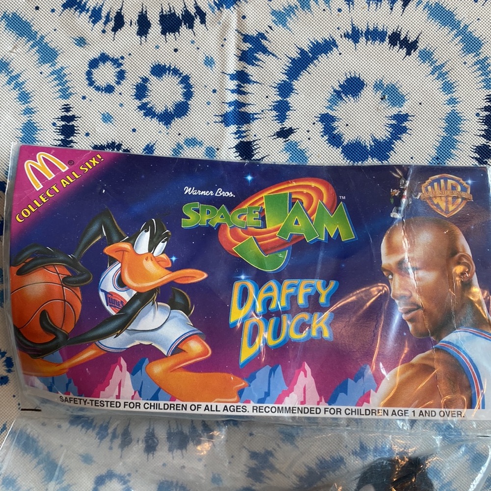Space Jam Daffy Duck McDonald’s ‘90s Collectible Stuffed Toy NIP - Picture 3 of 5